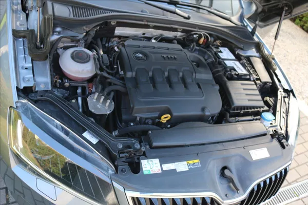 Škoda Superb 2,0 TDi, DSG , 4x4 - foto 48