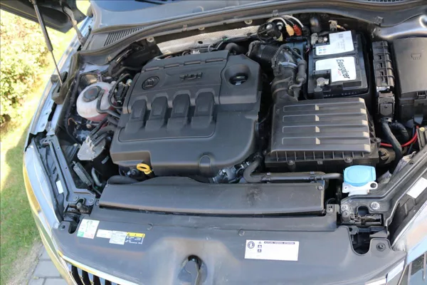 Škoda Superb 2,0 TDi, DSG , 4x4 - foto 49