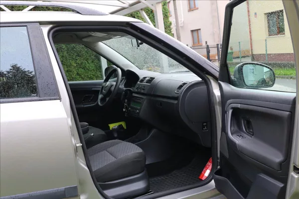 Škoda Fabia 1,2 51KW, KLIMA - foto 21