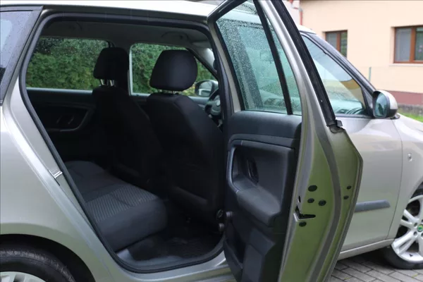 Škoda Fabia 1,2 51KW, KLIMA - foto 28