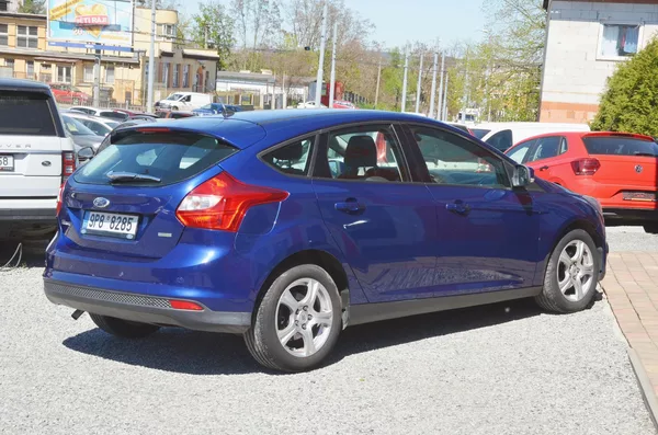Ford Focus 1.0 EB 74kW TREND 2x kola - foto 6