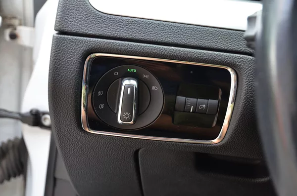 Škoda Superb 2.0 TDi DSG 4x4 WEBASTO /TAŽNÉ - foto 22