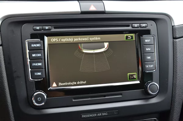 Škoda Superb 2.0 TDi DSG 4x4 WEBASTO /TAŽNÉ - foto 30