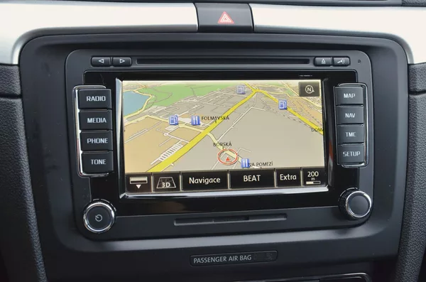 Škoda Superb 2.0 TDi DSG 4x4 WEBASTO /TAŽNÉ - foto 32