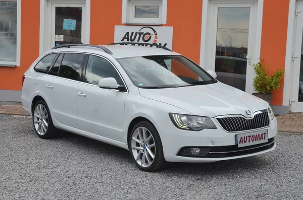 Škoda Superb 2.0 TDi DSG 4x4 WEBASTO /TAŽNÉ - foto 6