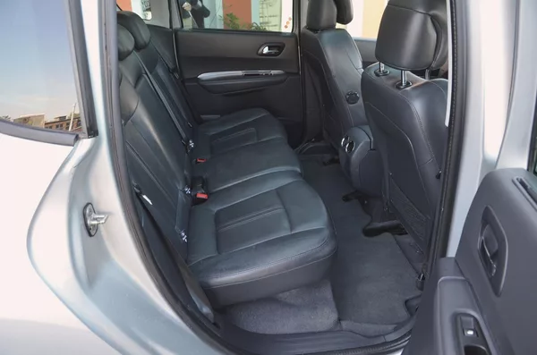 Peugeot 3008 1.6 HDi 88kW XENON PANORAMA - foto 10