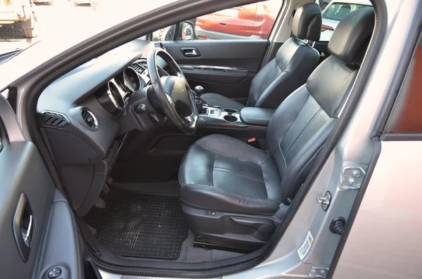 Peugeot 3008 1.6 HDi 88kW XENON PANORAMA - foto 15