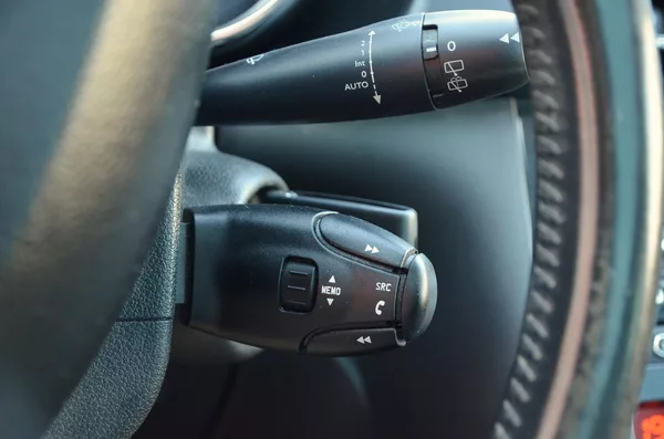 Peugeot 3008 1.6 HDi 88kW XENON PANORAMA - foto 26
