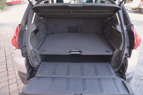 Peugeot 3008 1.6 HDi 88kW XENON PANORAMA - foto 36
