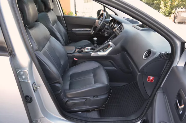 Peugeot 3008 1.6 HDi 88kW XENON PANORAMA - foto 9