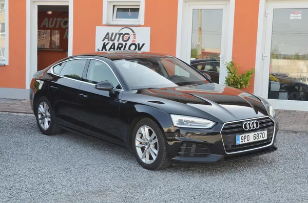 Audi A5 2.0 TDi 140kW AT / Bi-XENON