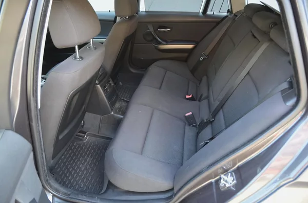 BMW Řada 3 318i 105kW Touring / TAŽNÉ - foto 12