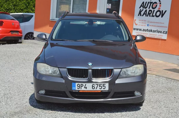 BMW Řada 3 318i 105kW Touring / TAŽNÉ - foto 2