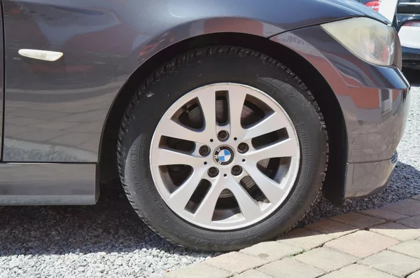 BMW Řada 3 318i 105kW Touring / TAŽNÉ - foto 7