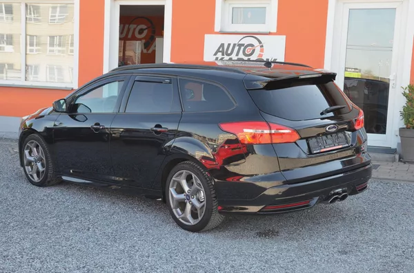 Ford Focus ST 2.0 184kW RECARO - foto 10