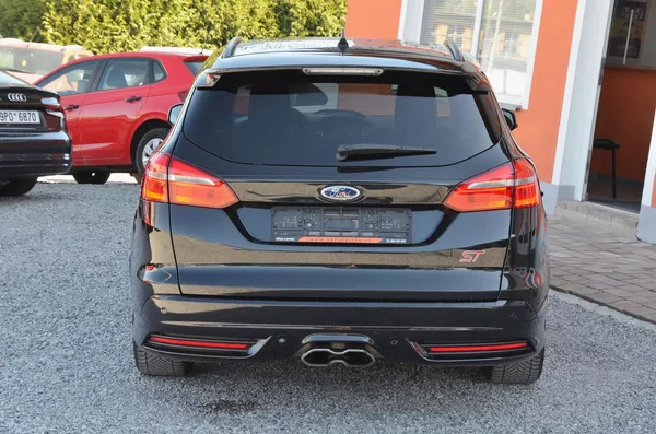 Ford Focus ST 2.0 184kW RECARO - foto 11