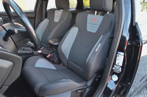 Ford Focus ST 2.0 184kW RECARO - foto 24