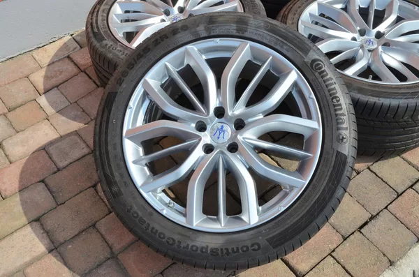 Maserati Levante 3.0 316kW SQ4 GranSport 106tkm - foto 12