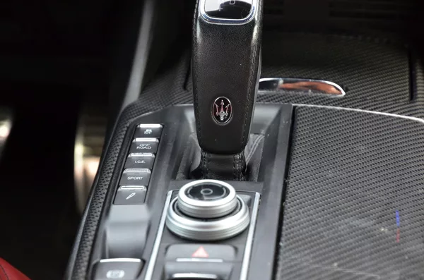 Maserati Levante 3.0 316kW SQ4 GranSport 106tkm - foto 35