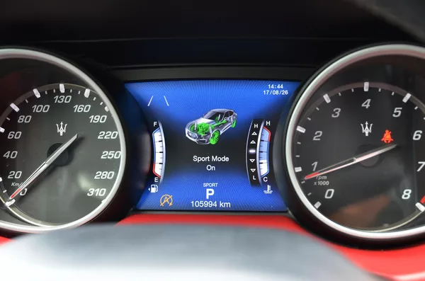 Maserati Levante 3.0 316kW SQ4 GranSport 106tkm - foto 45