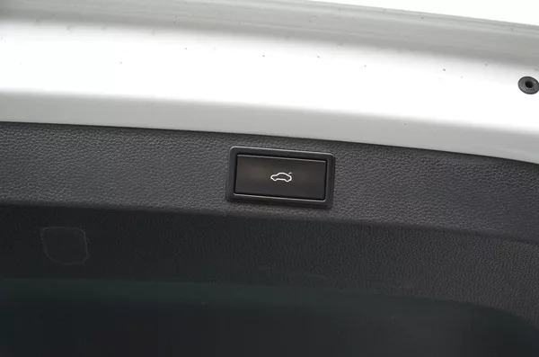Škoda Karoq 1.6 TDi 85kW DSG STYLE /CANTON - foto 38