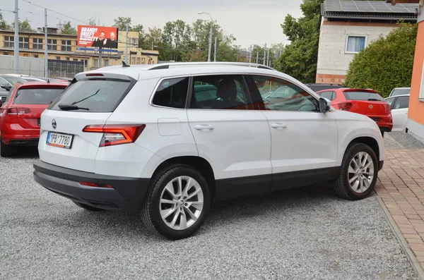 Škoda Karoq 1.6 TDi 85kW DSG STYLE /CANTON - foto 6