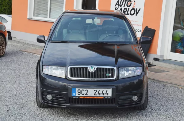 Škoda Fabia 1.9 TDi 74kW EDITION 100 - foto 2
