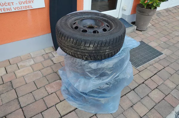 Škoda Fabia 1.9 TDi 74kW EDITION 100 - foto 31