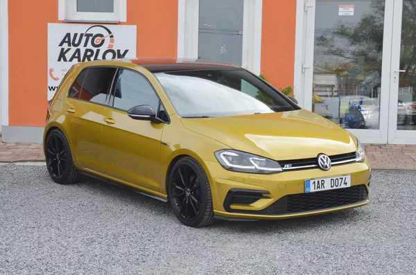 Volkswagen Golf 1.6 TDi 85kW DSG R-LINE HighL.