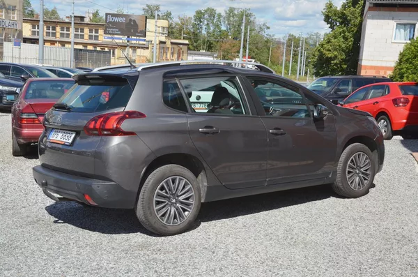 Peugeot 2008 1.2 PT 60kW KLIMA / TAŽNÉ - foto 6