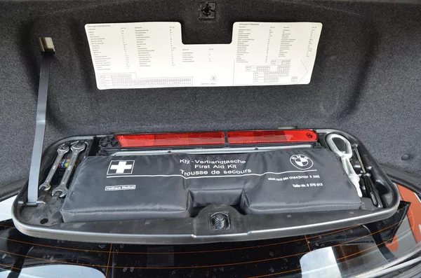BMW Řada 5 520i 125kW / XENON / STK 04/28 - foto 11