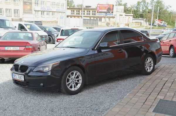 BMW Řada 5 520i 125kW / XENON / STK 04/28 - foto 3