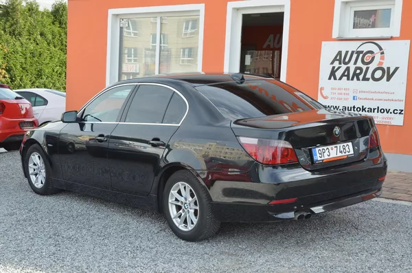 BMW Řada 5 520i 125kW / XENON / STK 04/28 - foto 4