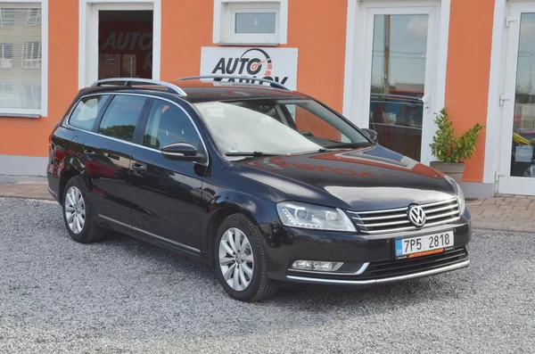 Volkswagen Passat 2.0 TDi 103kW Bi-XENON / TAŽNÉ
