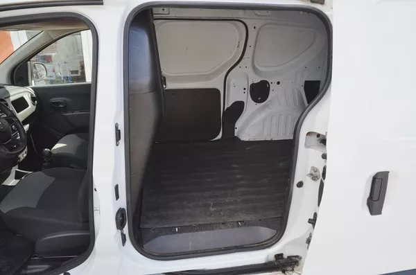 Dacia Dokker 1.3 TCe 75kW / KLIMA / 1. MAJ. - foto 11