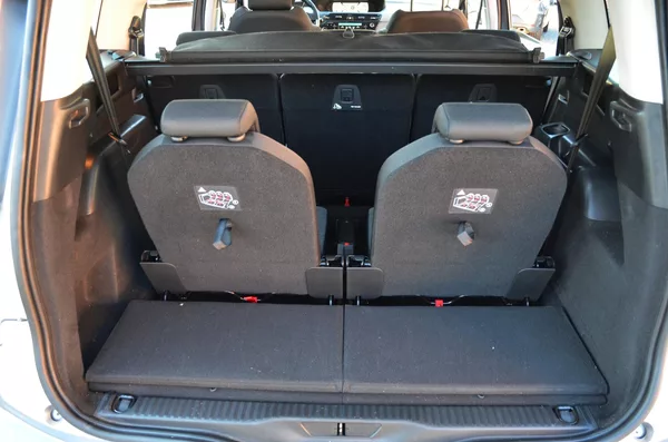 Citroën Grand C4 SpaceTourer 1.5 HDi 96kW AUTOMAT / 7 MÍST - foto 13