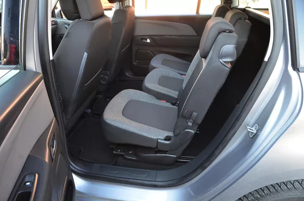 Citroën Grand C4 SpaceTourer 1.5 HDi 96kW AUTOMAT / 7 MÍST - foto 16
