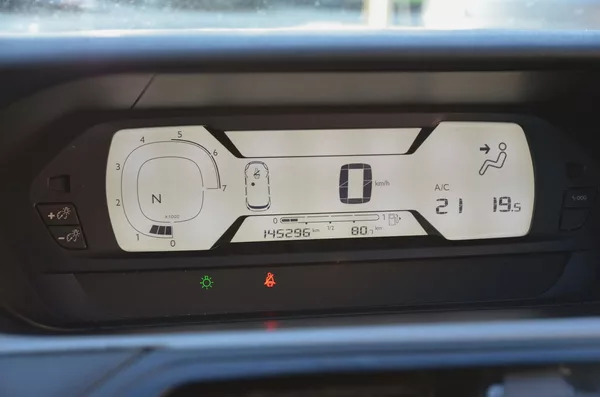 Citroën Grand C4 SpaceTourer 1.5 HDi 96kW AUTOMAT / 7 MÍST - foto 27