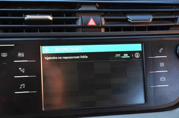 Citroën Grand C4 SpaceTourer 1.5 HDi 96kW AUTOMAT / 7 MÍST - foto 31