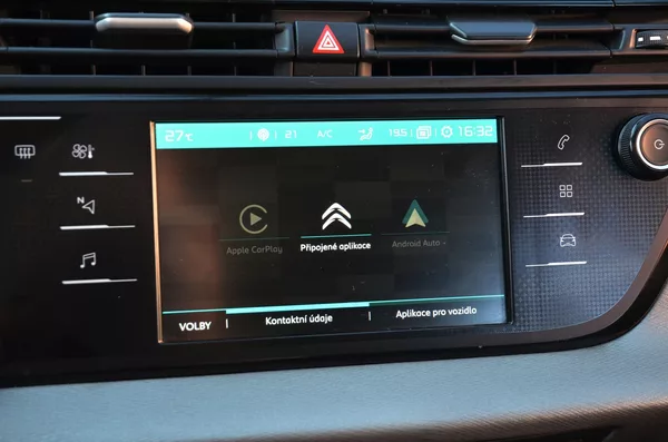 Citroën Grand C4 SpaceTourer 1.5 HDi 96kW AUTOMAT / 7 MÍST - foto 33