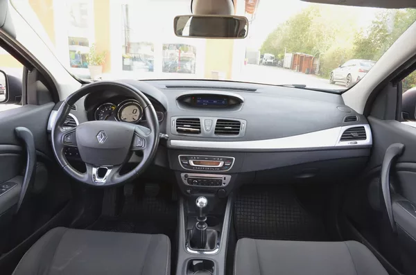 Renault Mégane 1.2 TCe 85kW / KEYLESS / TAŽNÉ - foto 16