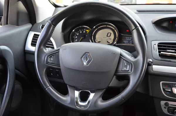 Renault Mégane 1.2 TCe 85kW / KEYLESS / TAŽNÉ - foto 18