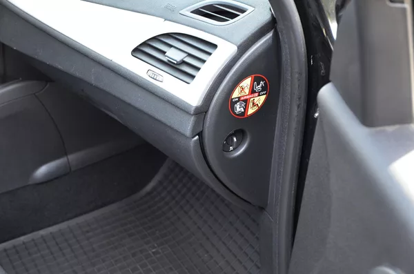 Renault Mégane 1.2 TCe 85kW / KEYLESS / TAŽNÉ - foto 30