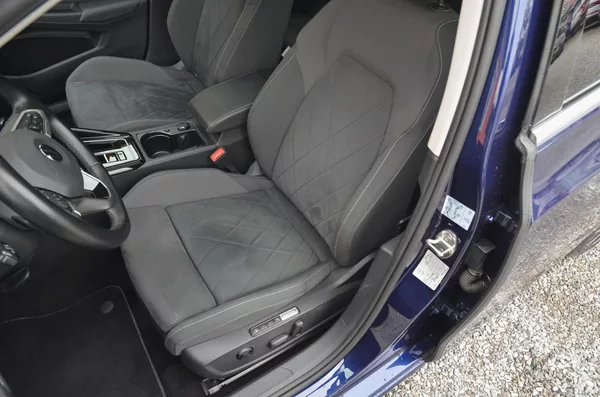Volkswagen Golf 2.0 TSi 140kW DSG Style iQ-LED - foto 22