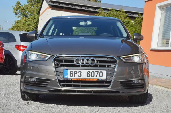 Audi A3 1.4 TFSi 92kW AT / 69tkm 1.MAJ - foto 7
