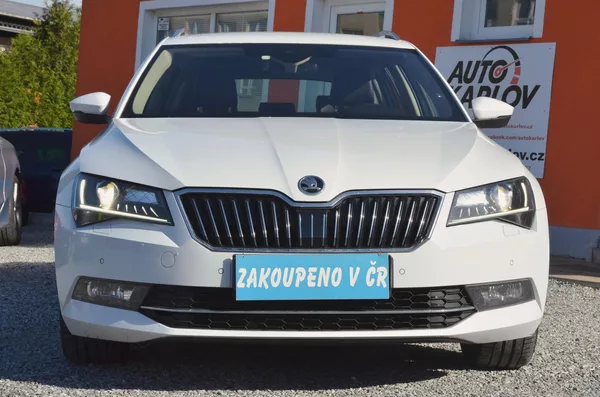 Škoda Superb 2.0 TDi 140kW 4x4 L&K / 1.MAJ. - foto 44