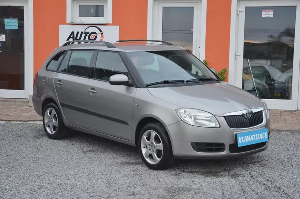 Škoda Fabia 1.4i 16V 63kW AMB / AUT. KLIMA