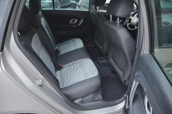 Škoda Fabia 1.4i 16V 63kW AMB / AUT. KLIMA - foto 13