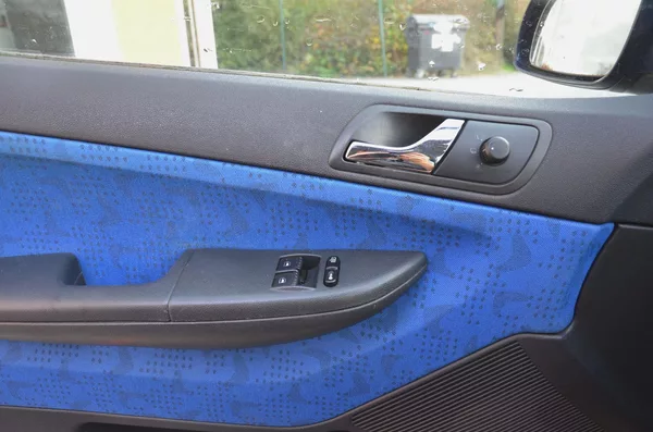 Škoda Fabia 1.4i 16V 55kW STK 11/2027 - foto 14