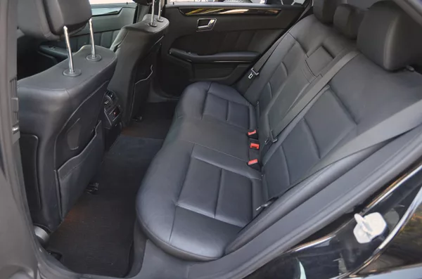 Mercedes-Benz Třídy E E 350 CGi 215kW Avantgarde - foto 11